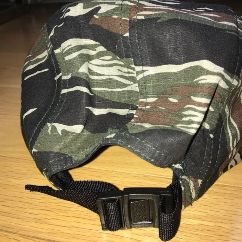 💲 CAMO Green SAVAGE 5 PANEL MENS HAT *NWT* - Picture 4 of 7
